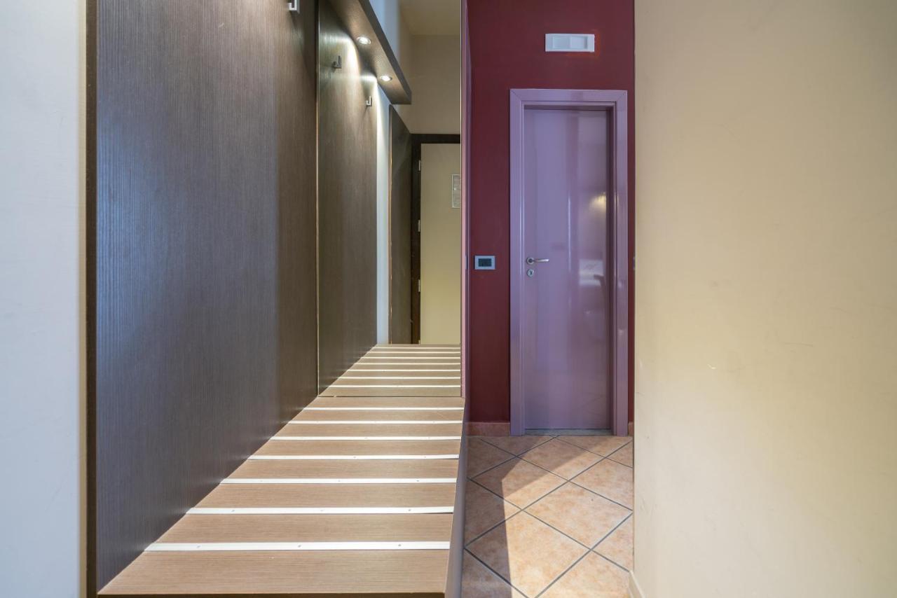 Hotel Palace Battipaglia Kültér fotó